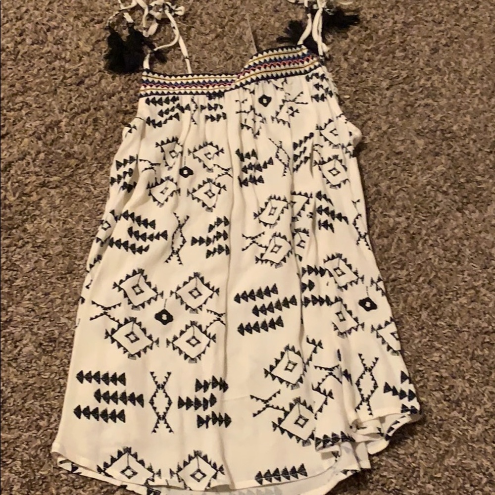 Shoulder tee tank top